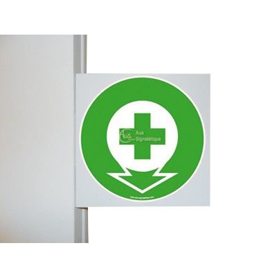 Drapeau Localisation premiers secours - PVC 1.5mm -200x200 Mm ISO 7010